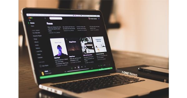 Cara Menampilkan Lirik Lagu di Spotify pada PC