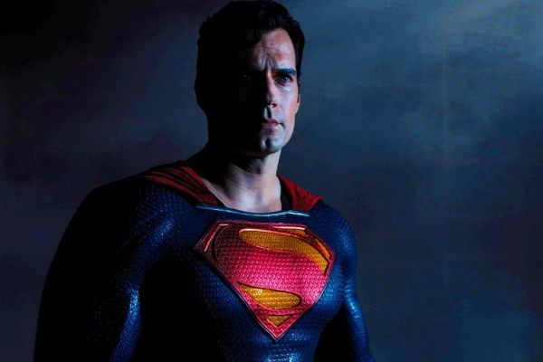 10 Fakta Henry Cavill, Superman yang Disisihkan James Gunn!