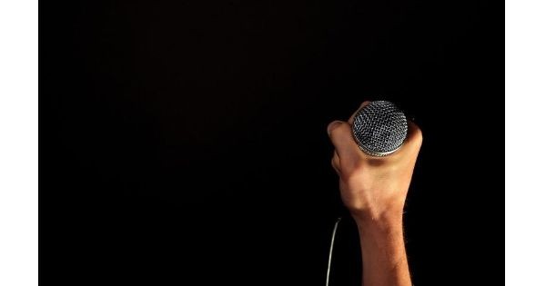 10 Aplikasi Karaoke Terbaik, Salurkan Bakat Menyanyimu!