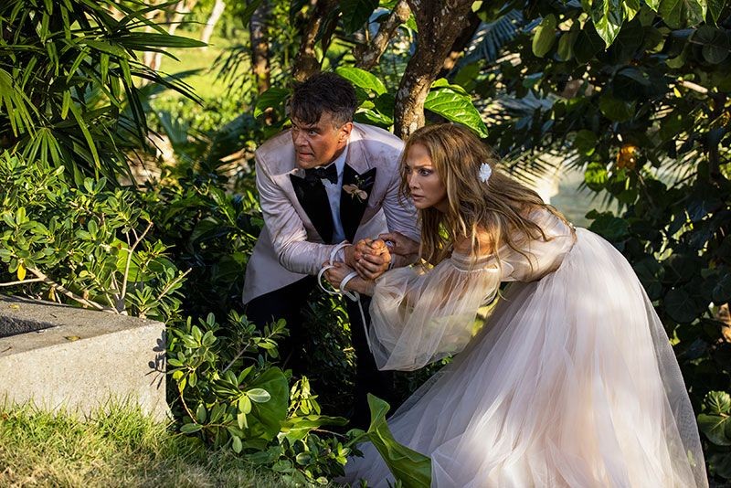 Review Shotgun Wedding, Jennifer Lopez VS Perampok Pesta Pernikahan