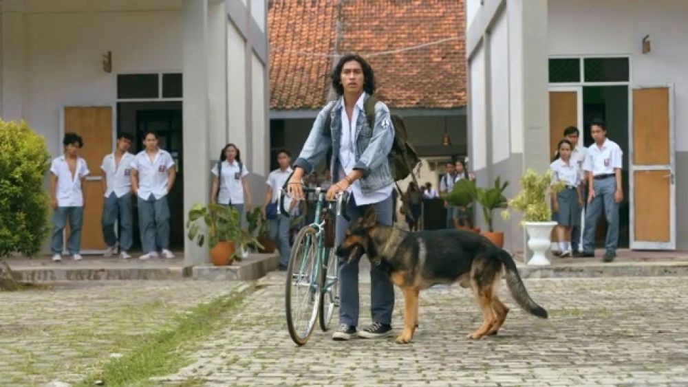 Sinopsis Balada Si Roy, Film Terbaru IDN Pictures Bernuansa Lawas