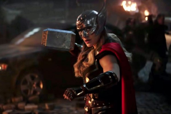 Kenapa Kanker Jane Foster Memburuk Setelah Pakai Mjolnir Thor?