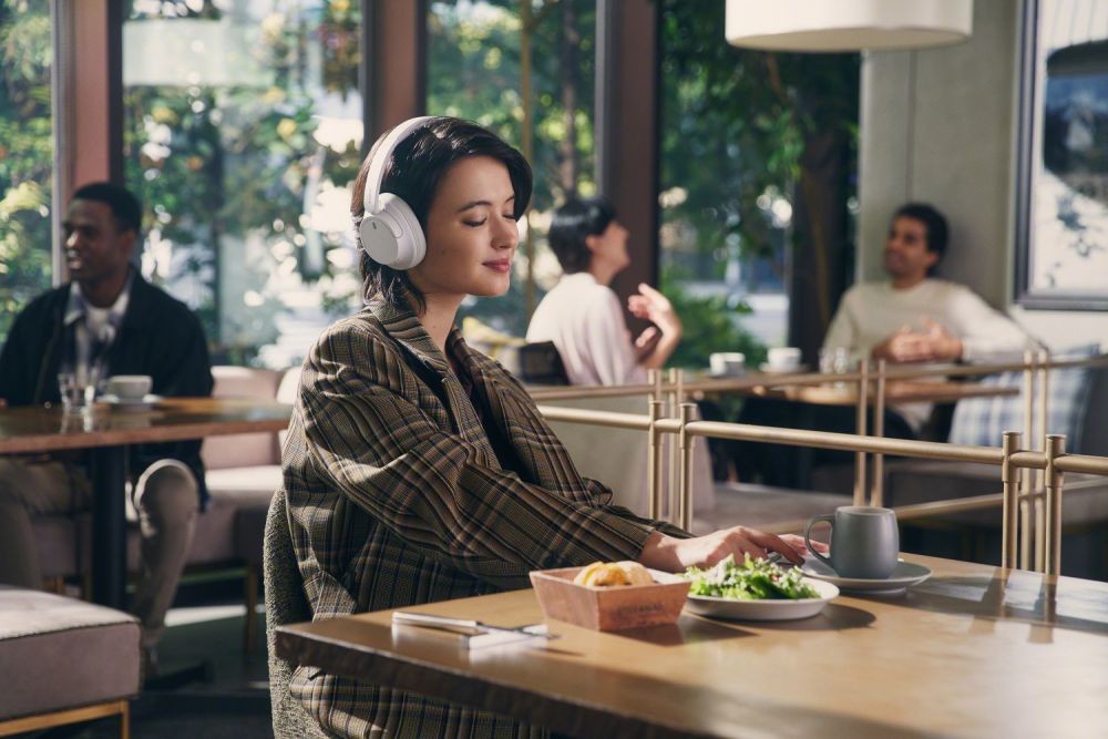 Sony Rilis Headphone Over-Ear WH-CH720N dan On-Ear WH-CH520!