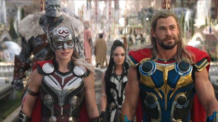 Kenapa Thor: Love and Thunder Banyak Dikritik Negatif? Ini Alasannya