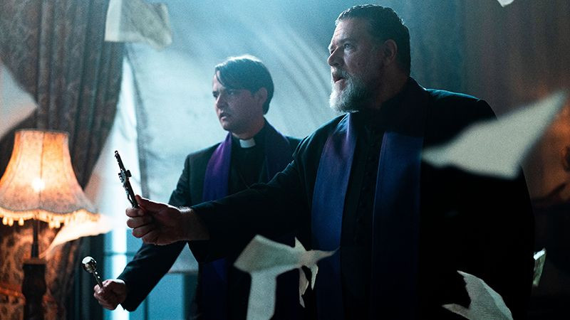 Review The Pope's Exorcist, Saat Russell Crowe Melawan Raja Neraka