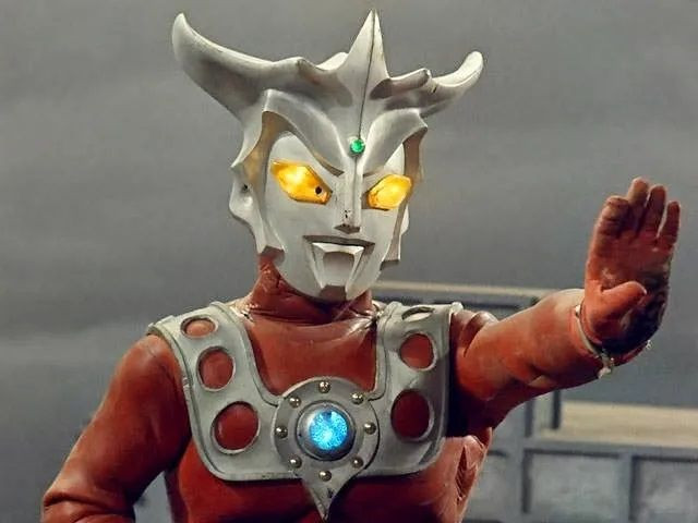 6 Fakta Ultraman Leo, Selamat dari Kehancuran Nebula L-77!