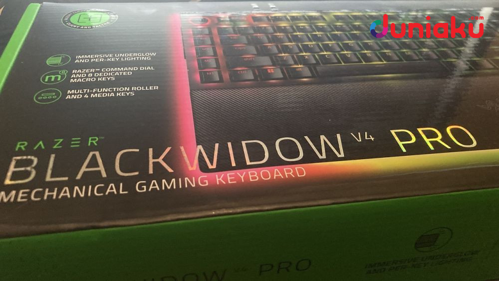 Review Razer Blackwidow V4 Pro, Fullsize Pakai Bonus?