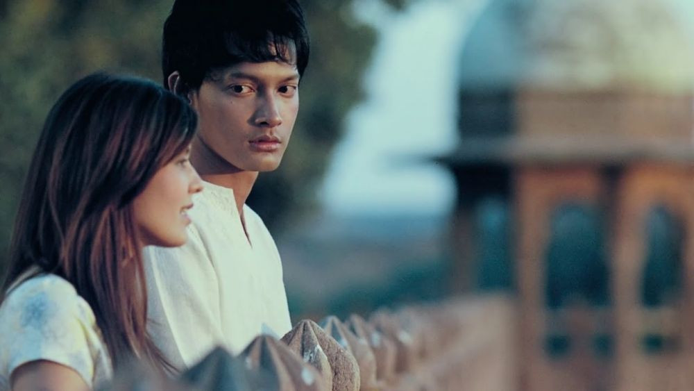 10 Film Indonesia Romantis yang Bikin Nangis, Dijamin Mellow!