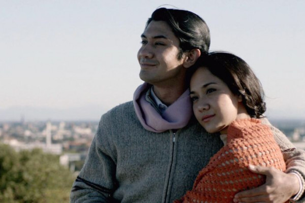 10 Film Indonesia Romantis yang Bikin Nangis, Dijamin Mellow!