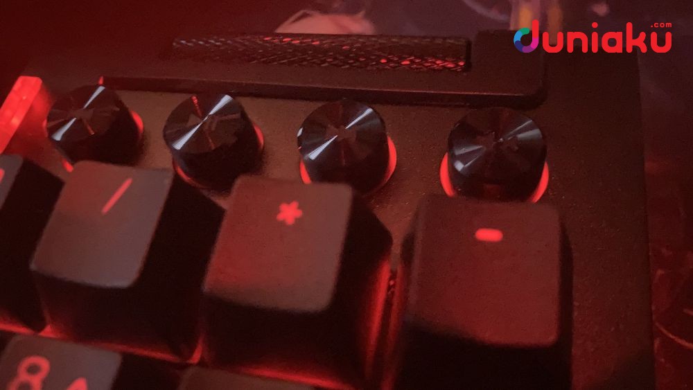 Ini Fitur Terbaik Razer BlackWidow V4 Pro Buat Main Diablo 4!