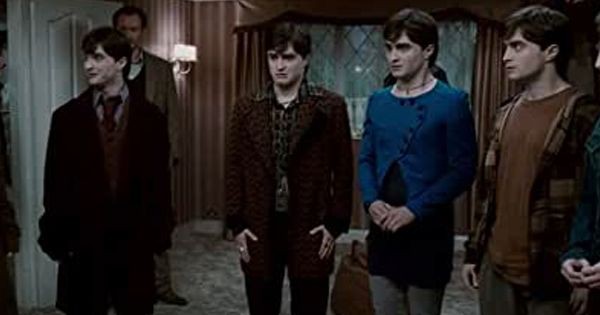 Beragam versi Harry Potter -  Harry Potter and the Deathly Hallows - Part 1