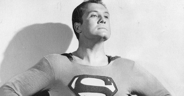 George Reeves saat berlakon sebagai Superman