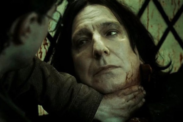 Kenapa Voldemort Tidak Menggunakan Avada Kedavra saat Membunuh Snape?