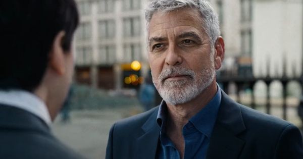 Barry bertemu Bruce Wayne versi Clooney - The Flash