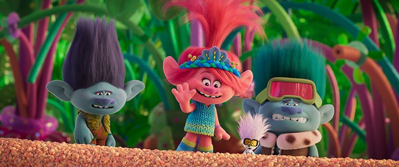 Review Trolls Band Together, Keluarga Adalah Segalanya!