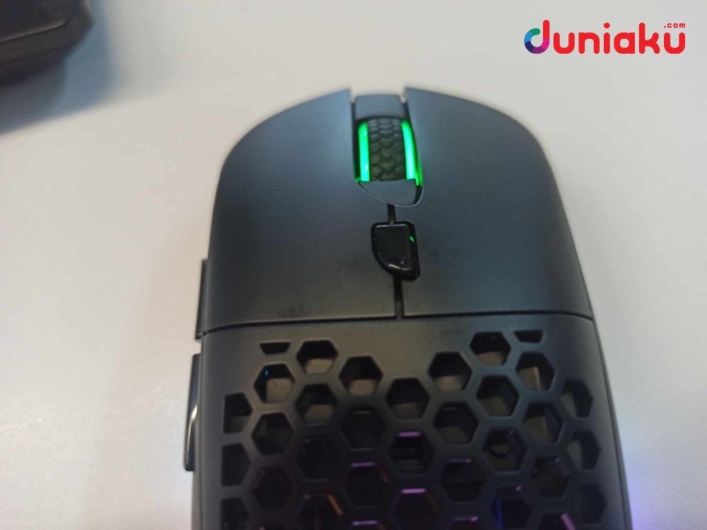 Review Mouse Sades Raiden S33, Koneksi Dual Mode!