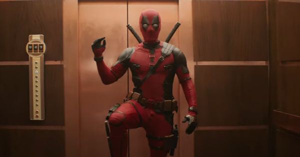 Deadpool keluar dari lift - Deadpool & Wolverine Teaser