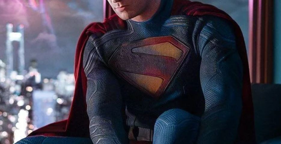 5 Hal Menarik di Foto Superman David Corenswet! Kolornya di Luar?