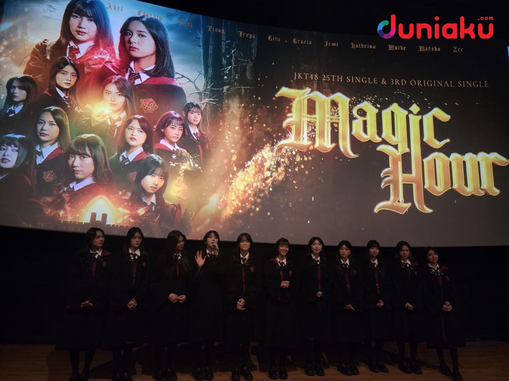 JKT48 Magic Hour.jpg