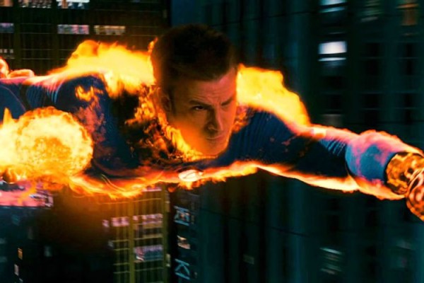 8 Fakta Johnny Storm Sang Human Torch Versi Chris Evans di Marvel