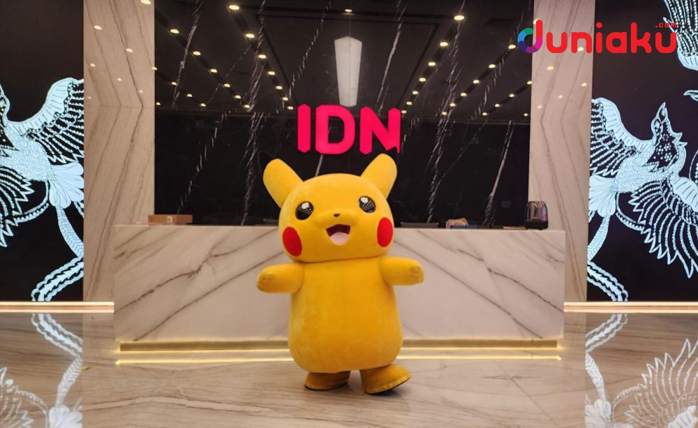 Pikachu di kantor duniaku 0.jpg