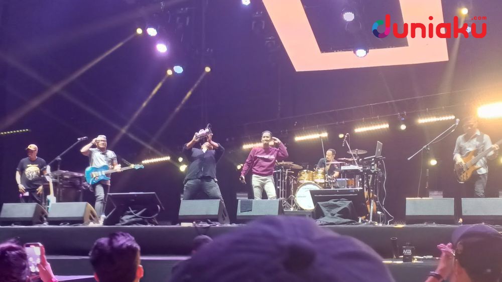 Pestapora 2024: Mengenang Glenn Fredly Lewat The Bakuucakar