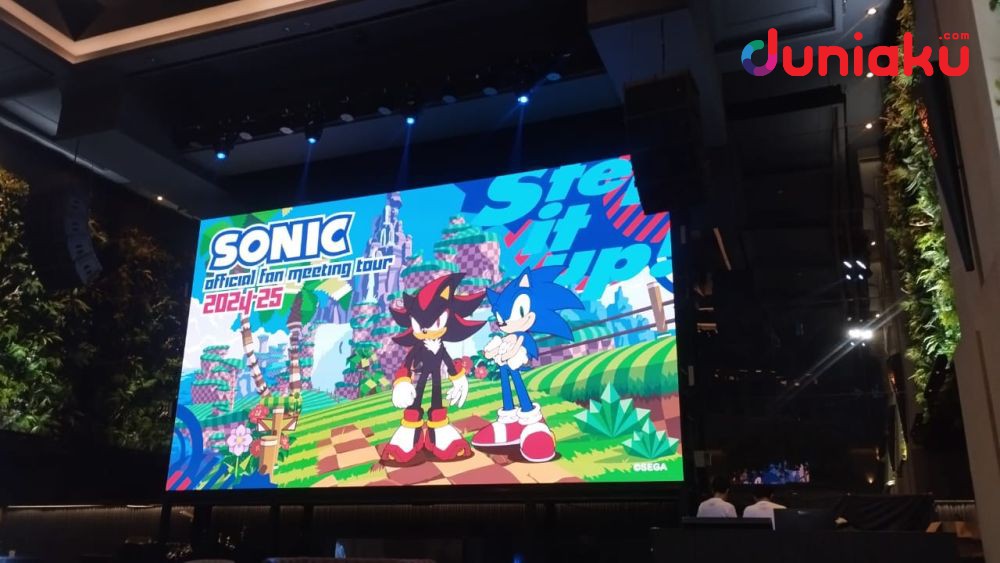 Sonic official fan meeting - 02.jpg