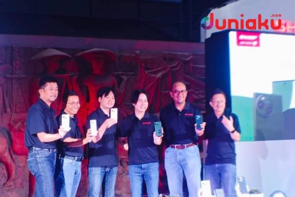 Sharp Indonesia Luncurkan Smartphone AQUOS R9!