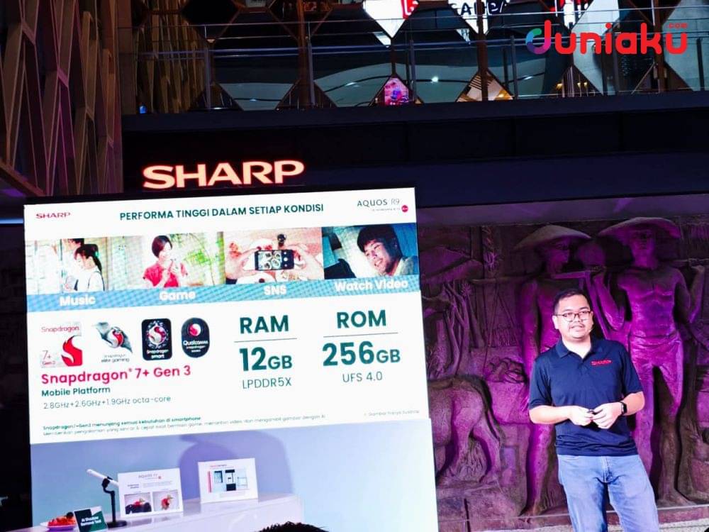 Sharp Indonesia Luncurkan Smartphone AQUOS R9!