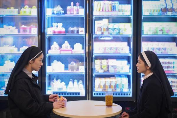 Penilaian Film 'Dark Nuns', Film Kesurupan yang Lawannya Birokrasi!