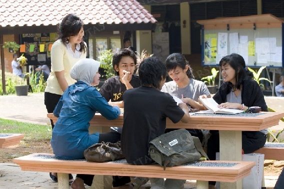 Menristekdikti Pendidikan Tinggi Harus Bisa Menjawab 