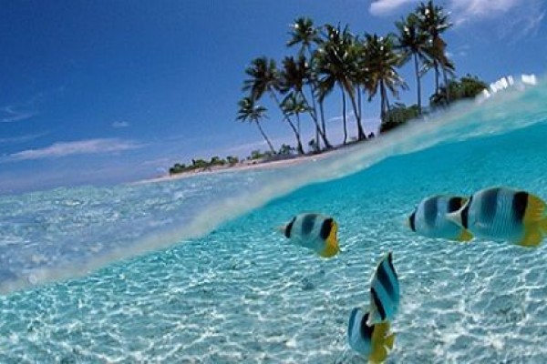 15 Pantai Paling Indah di Indonesia yang Wajib Kamu Kunjungi