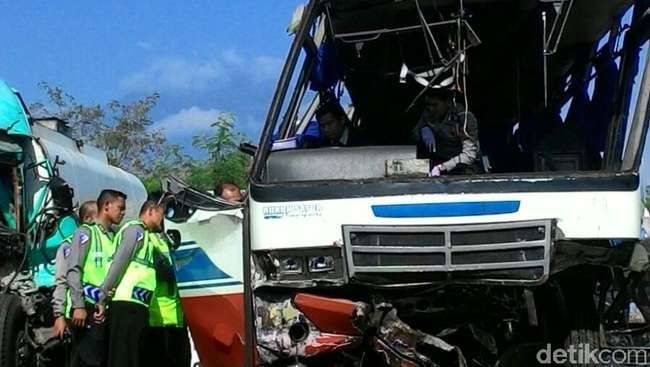 Kecelakaan Di Tol Purbaleunyi, 25 Penumpang Terluka