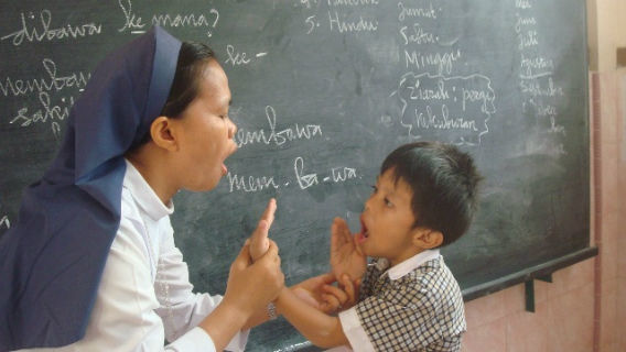 Menjadi Guru Sekolah Minggu yang LUAR BIASA!