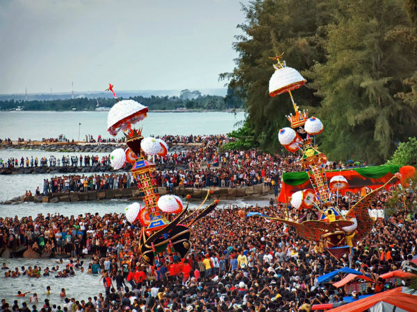 10 Acara Budaya Indonesia Bertaraf Internasional yang Wajib Kamu Hadiri Minimal Sekali Seumur Hidup