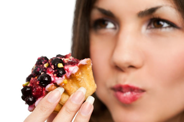 10 Trik Biar Kamu Tetap Kurus Meski Hobi Makan