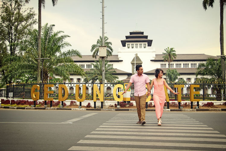 Sungguh, 13 Tempat Prewedding di Bandung Ini Bisa Bikin