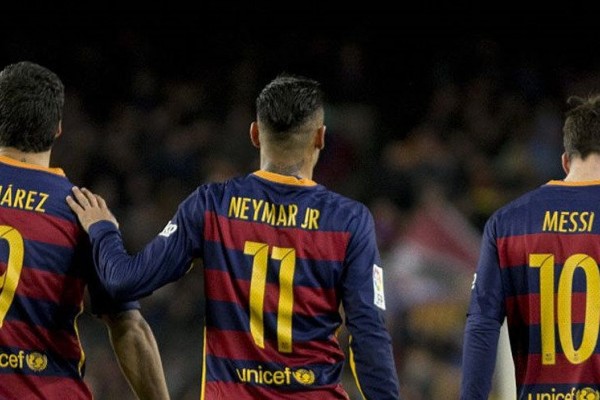 7 Hal Mengejutkan Terkait Penalti Aneh Messi yang Bikin Neymar dan Suarez Bertengkar