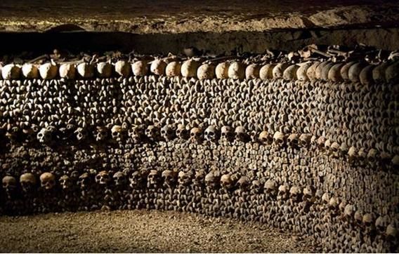 16catacombsparis-0b8608d627ca4b5b984ba00354273ab6.jpg