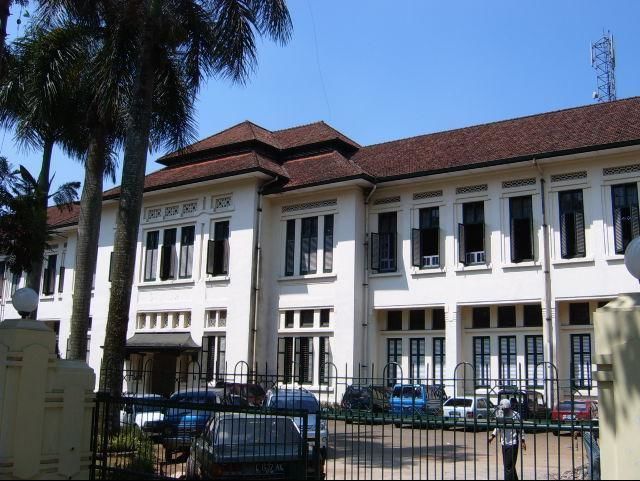 Siswi SMA 3 Bandung Lompat dari Gedung Sekolah, Disdik Minta Evaluasi