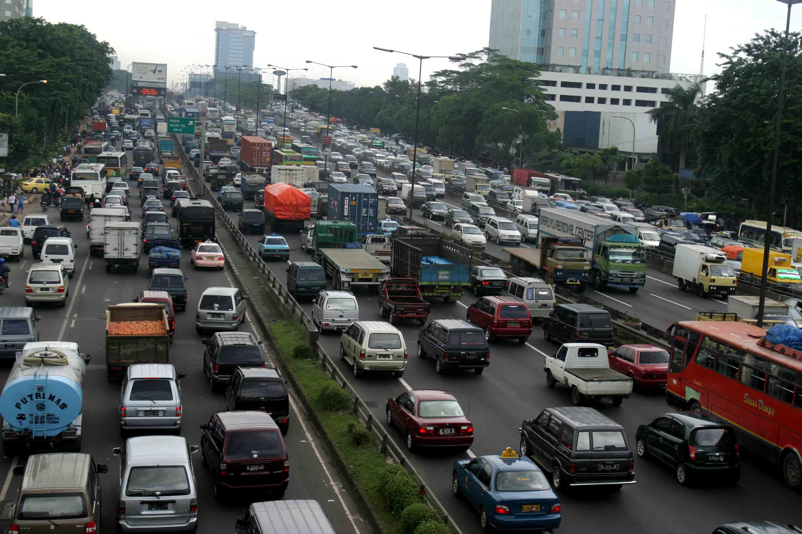 Alasan Kenapa Pacaran Naik Motor Bikin Hubunganmu Lebih Manis