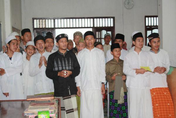 Ini yang Harus Kamu Banggakan Karena Pernah Jadi Anak Pondok Pesantren!