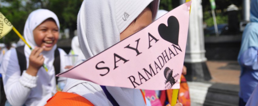 Dilarang! Jangan Lakukan 8 Hal Ini di Depan Orang Puasa