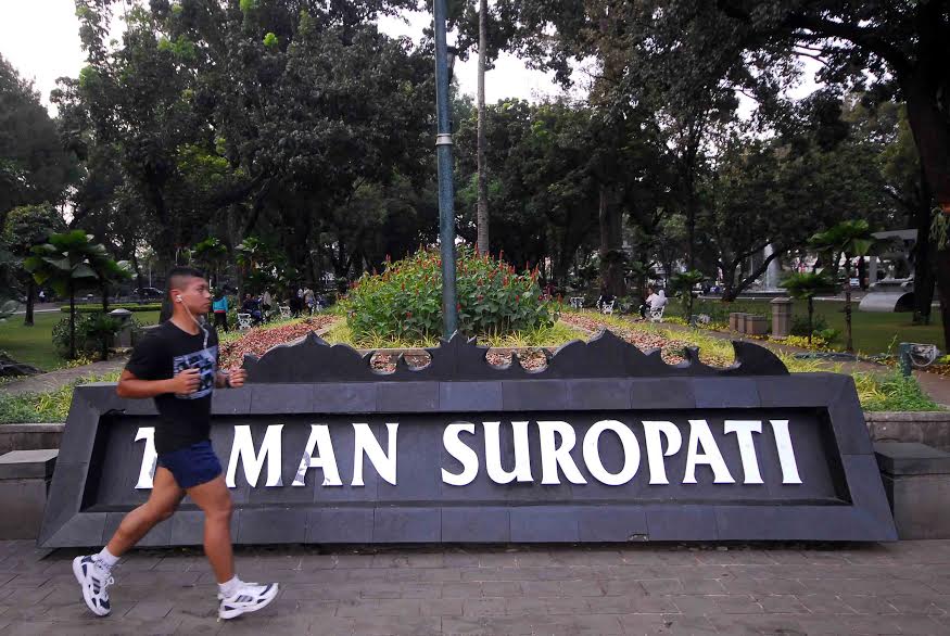 10 Tempat Jogging Terbaik Di Jakarta Ada Dian Sastro Juga Lho