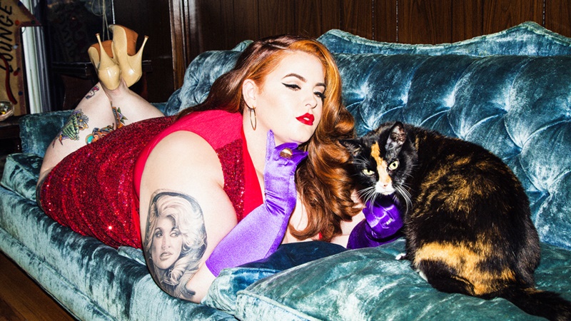 Weight loss expert criticizes Tess Holliday for 'normalizing obesity
