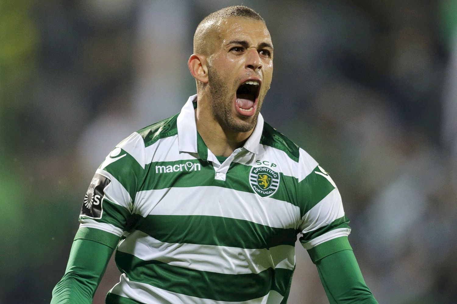 Islam Slimani The Dragon Slayer Dari Leicester City