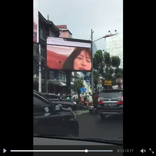 Uncensored Porn On Billboard Jakarta - Kasus Videotron Porno di Jakarta Ternyata Ulah Hacker, Seperti Ini Cara  Mereka Bekerja!