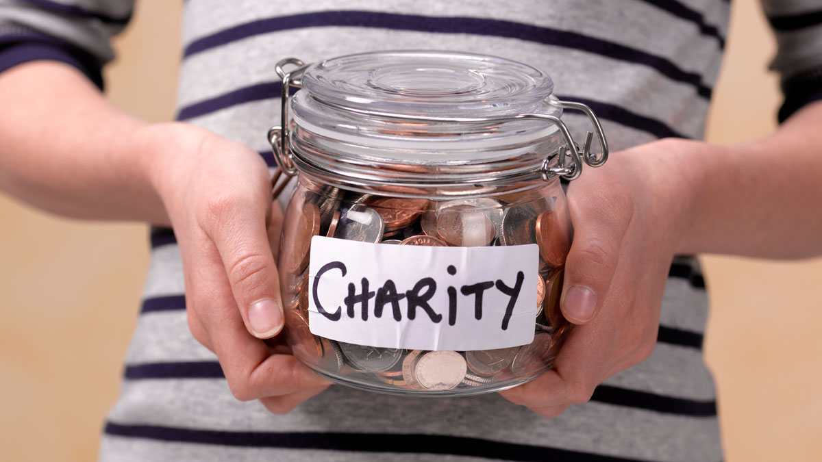 7 Hal yang WAJIB Kamu Lakukan Jika Punya Uang Rp 1 Juta di Tangan Charity-5fcff408f406df3e526645e133eb77f1