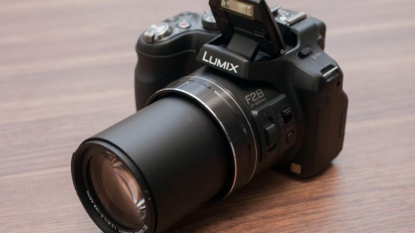 panasonic-lumix-dmc-fz200-f5fd7a9f823e5969d29a342ae3177236.jpg