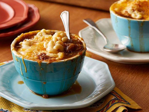 food-mashups-macncheese-frenchonionsoup-66a792b6ccbdae3a4a7497cb4c84b181.jpg